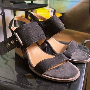 Universal Thread little black heels